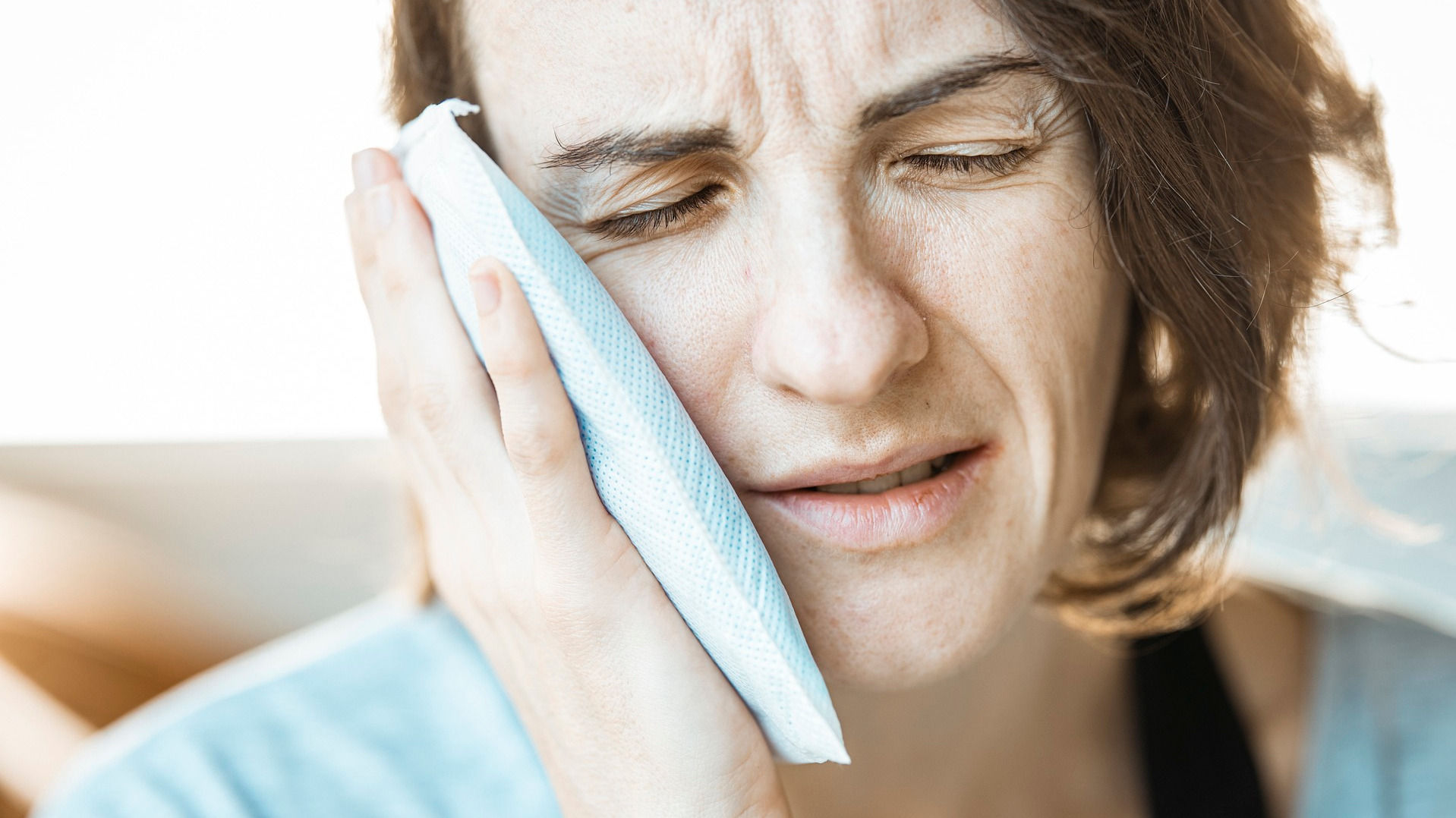 Woman with a toothache
